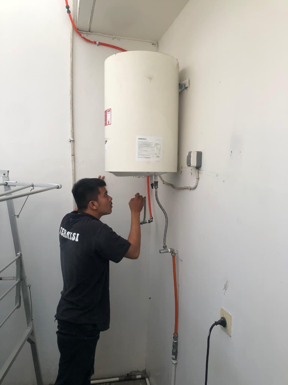Storage water heater tank Ariston
